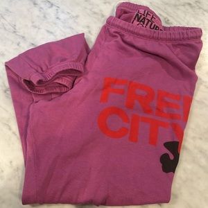 Free city sweatpants